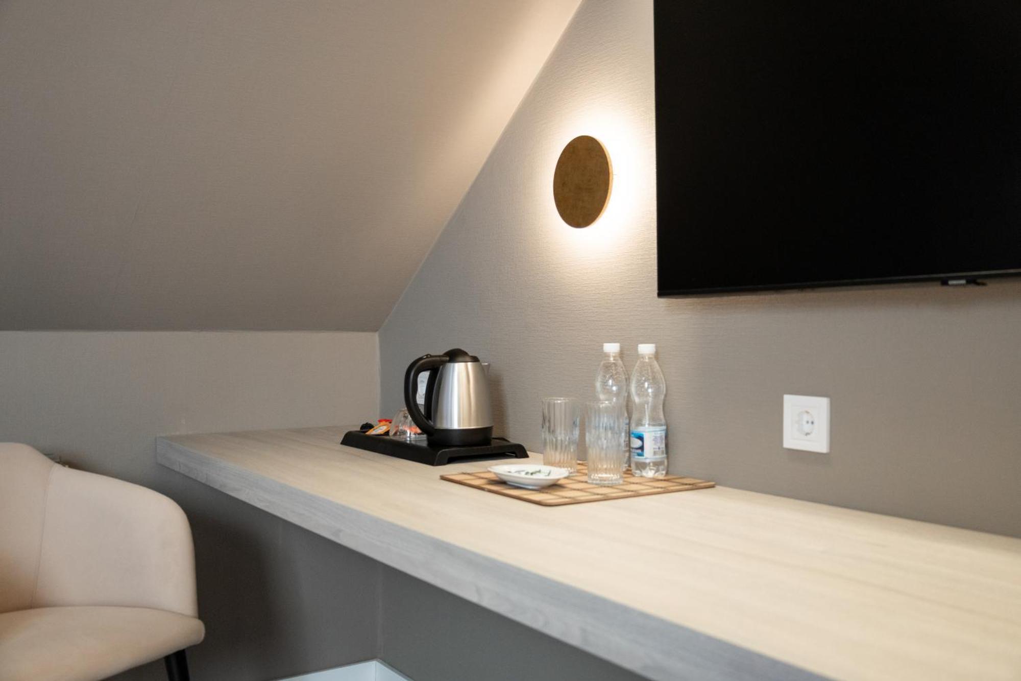 R.Hotel Çernivtsi Dış mekan fotoğraf